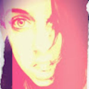 Meet your Posher, Joelle